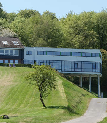 The Uwe Seeler Football Park relies on electronic locking technology solutions from WILKA.